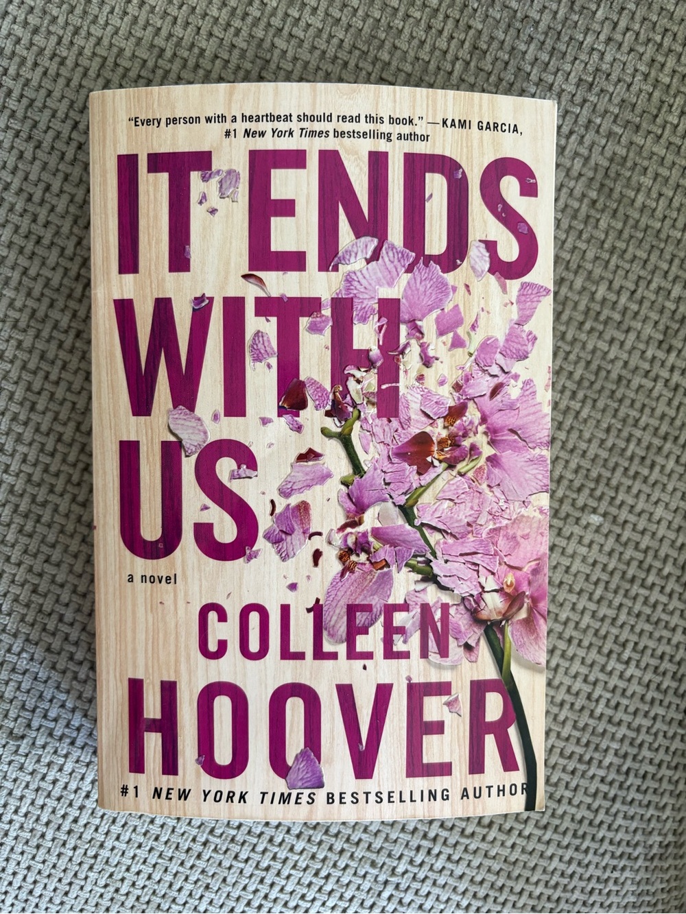 'It Ends With Us' Paperback Novel - Pink Floral Cover